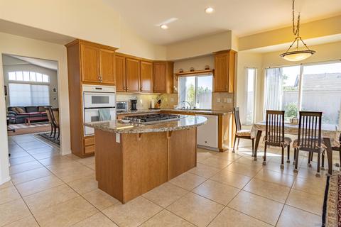 2211 Knollwood Ave, Fallbrook, CA 92028 photo 2