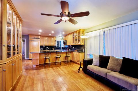 4304 Beverly Dr, La Mesa, CA 91941 photo 9