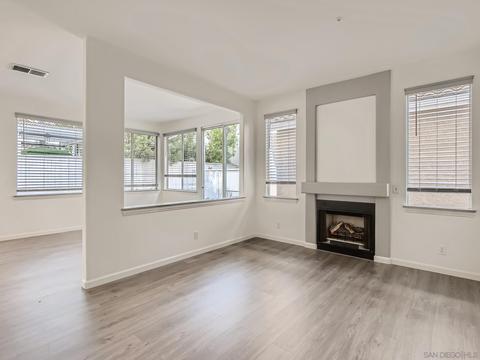 1821 Key Largo, Vista, CA 92081 photo 2