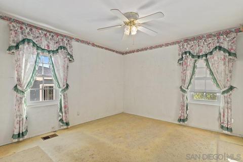 4590 Olive Ave, La Mesa, CA 91942 photo 23