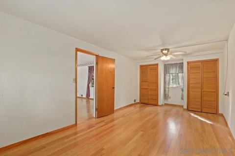 4590 Olive Ave, La Mesa, CA 91942 photo 15