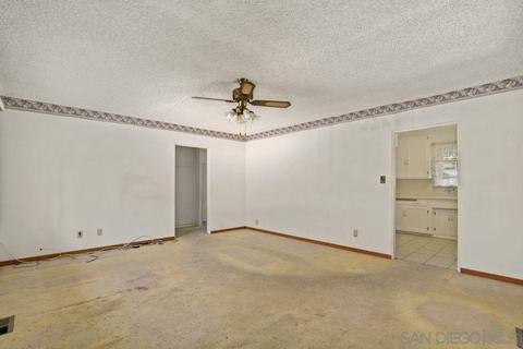 4590 Olive Ave, La Mesa, CA 91942 photo 20
