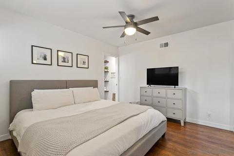 1347 Warmlands Ave, Vista, CA 92084 photo 9