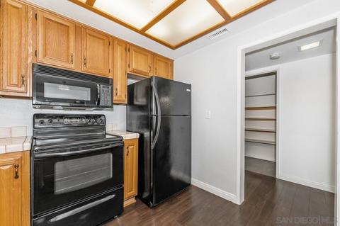 1309 Gary Ln, Escondido, CA 92026 photo 4