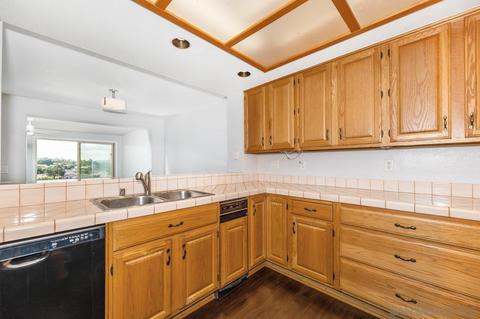 1309 Gary Ln, Escondido, CA 92026 photo 6