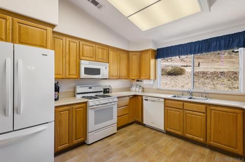 532 Amigos Rd, Ramona, CA 92065 photo 8