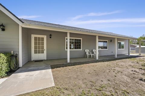 532 Amigos Rd, Ramona, CA 92065 photo 2