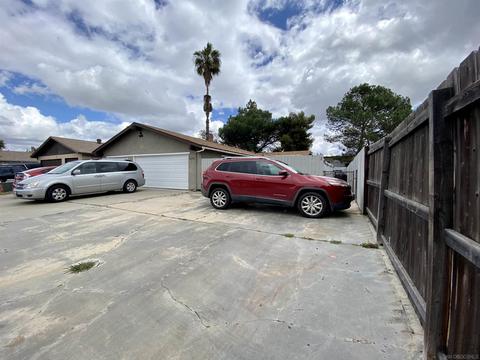 1875 Pepper Valley Ln, El Cajon, CA 92021 photo 1