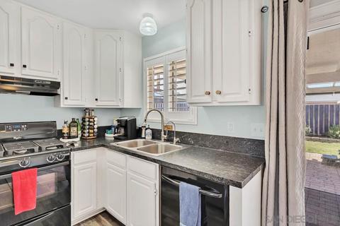 8626 Ian Way, Santee, CA 92071 photo 12