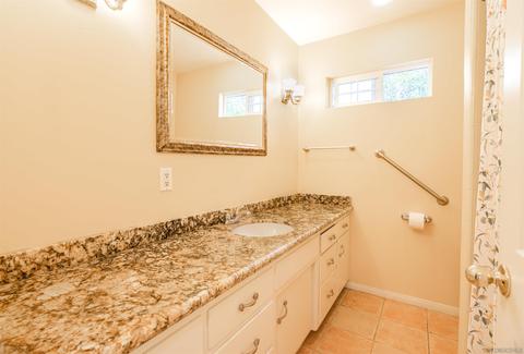 255 S Nardo Ave, Solana Beach, CA 92075 photo 17