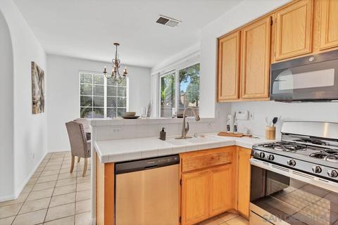 916 Teatro Cir, El Cajon, CA 92021 photo 8