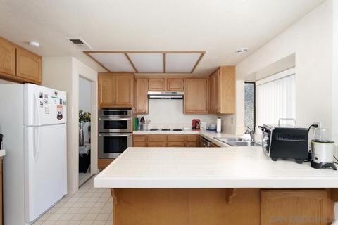 1464 Clark Ct, Vista, CA 92081 photo 11