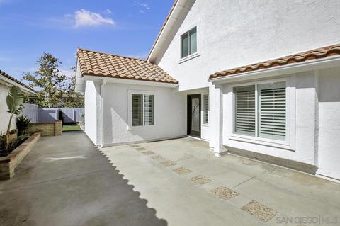 2323 Fair Oak Ct, Escondido, CA 92026 photo 2