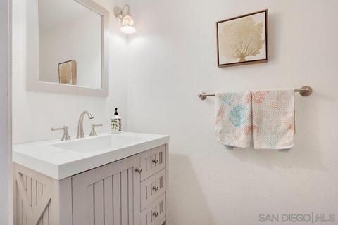 6866 Pear Tree Dr, Carlsbad, CA 92011 photo 12