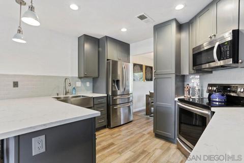 6866 Pear Tree Dr, Carlsbad, CA 92011 photo 1