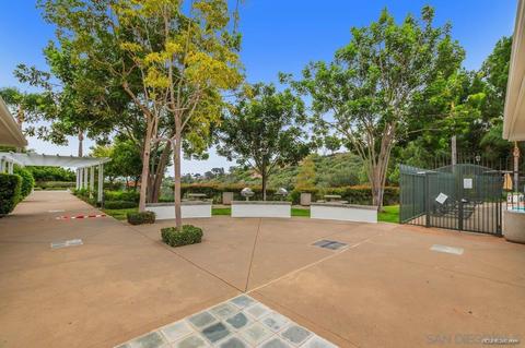 2451 Selkirk Row, La Jolla, CA 92037 photo 35