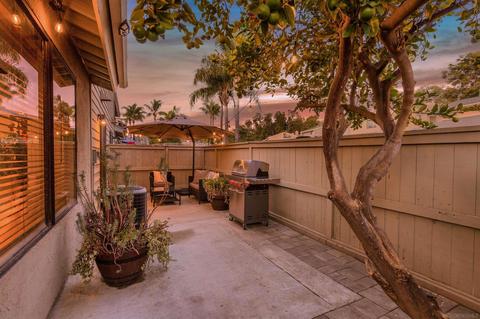 323 Flower Ln, Vista, CA 92083 photo 3