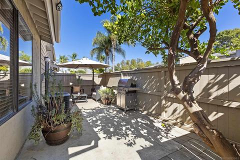 323 Flower Ln, Vista, CA 92083 photo 23