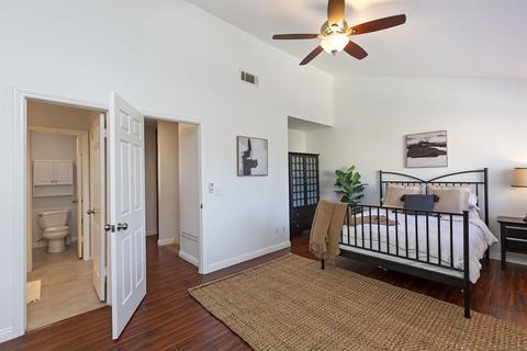 323 Flower Ln, Vista, CA 92083 photo 15