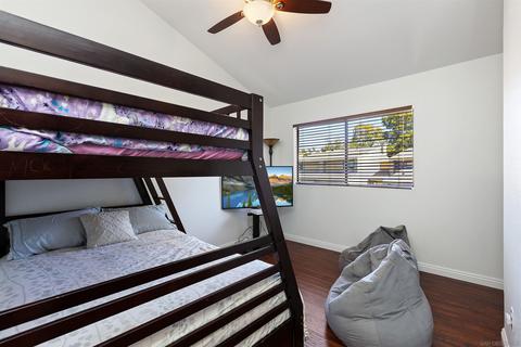 323 Flower Ln, Vista, CA 92083 photo 21