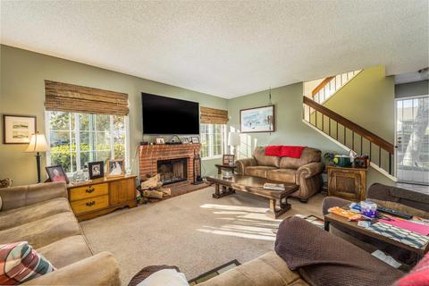 3740 Lenox, Carlsbad, CA 92010 photo 2
