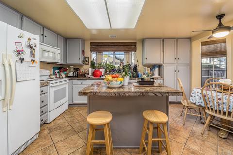 3740 Lenox, Carlsbad, CA 92010 photo 4
