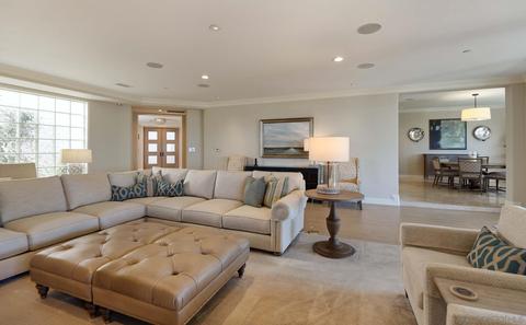 464 Prospect St #101, La Jolla, CA 92037 photo 4