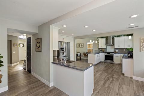 5240 Sandalwood Pl, Oceanside, CA 92056 photo 21