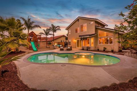 5240 Sandalwood Pl, Oceanside, CA 92056 photo 1