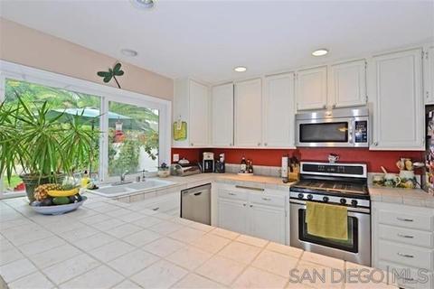 4206 Borra Ct, Oceanside, CA 92056 photo 3