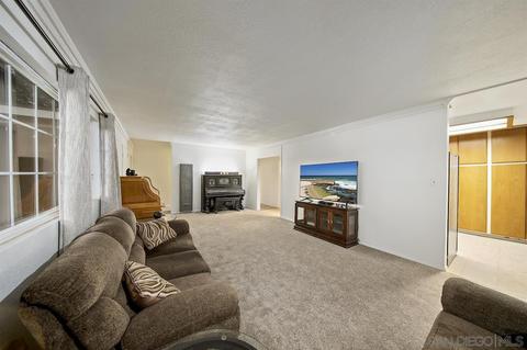 9726 Emerald Hill Ln, Lakeside, CA 92040 photo 10