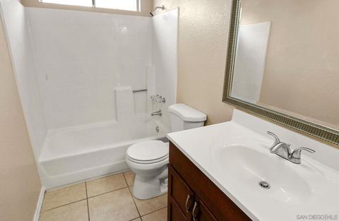 9590 Chestnut St, Spring Valley, CA 91977 photo 16