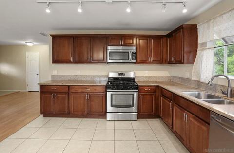 9590 Chestnut St, Spring Valley, CA 91977 photo 13