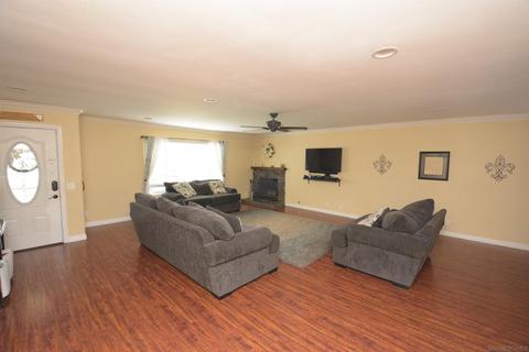 10616 Sanfred Ct, Santee, CA 92071 photo 5