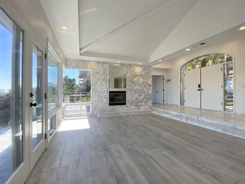 5639 Desert View Dr, La Jolla, CA 92037 photo 16