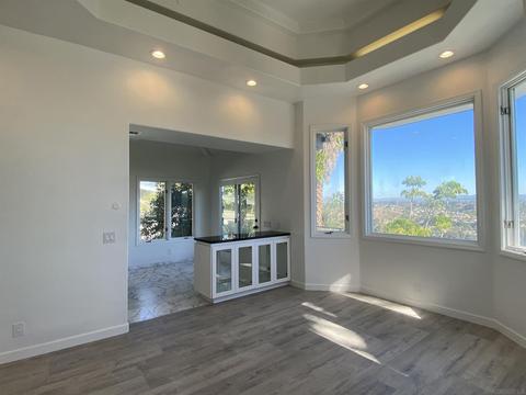 5639 Desert View Dr, La Jolla, CA 92037 photo 13