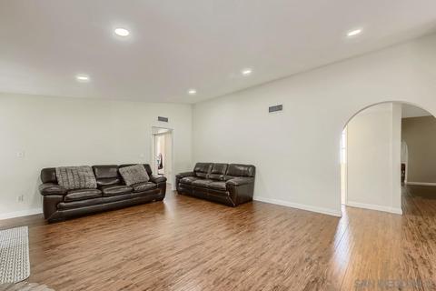 13847 Tobiasson Rd, Poway, CA 92064 photo 4