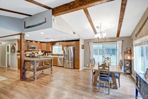 360 Hanson Ln, Ramona, CA 92065 photo 4