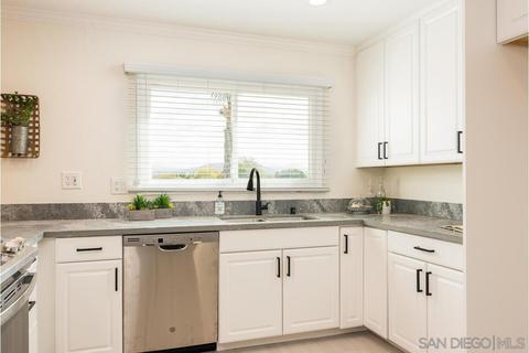 9417 Saint Andrews, Santee, CA 92071 photo 11