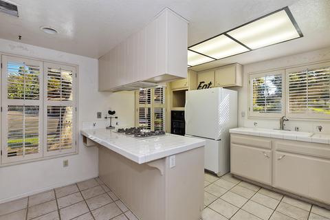 420 Elsmere, Riverside, CA 92506 photo 12