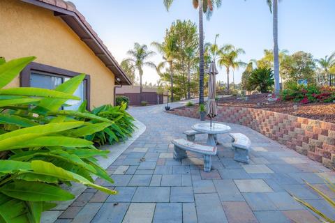215 Via Cassandra, Fallbrook, CA 92028 photo 7