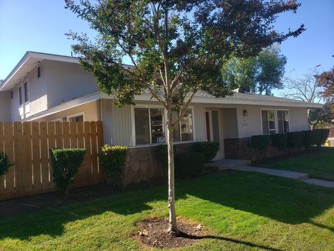 2525 White Oak Pl #A, Escondido, CA 92027 photo 1