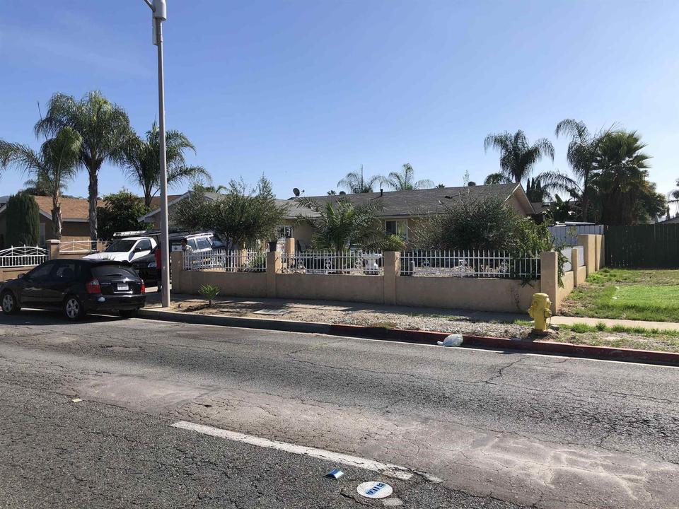 2165 E Washington Ave, Escondido, CA 92027 21 Photos MLS 210030309