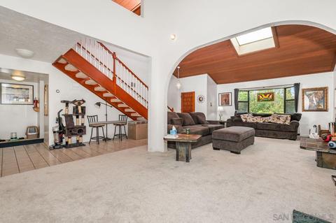 9231 Tropico Dr, La Mesa, CA 91941 photo 2