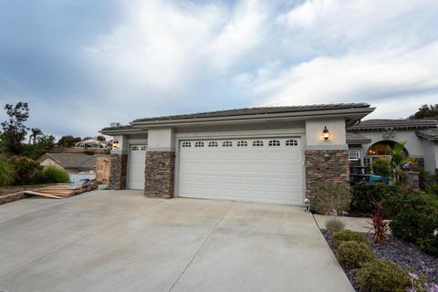 8945 Diamondback Dr, Santee, CA 92071 photo 6