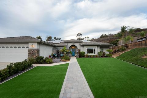 8945 Diamondback Dr, Santee, CA 92071 photo 2