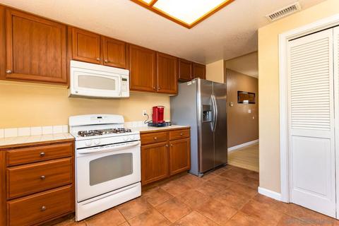 1822 Ramsey Ln, Ramona, CA 92065 photo 11