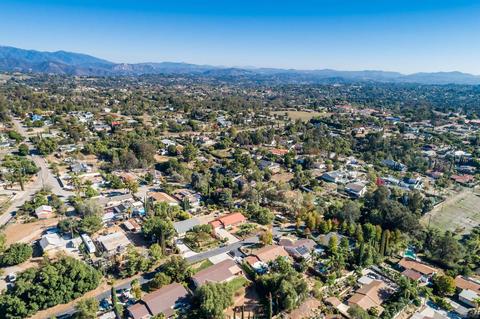 143 Amigos Way, Fallbrook, CA 92028 photo 29
