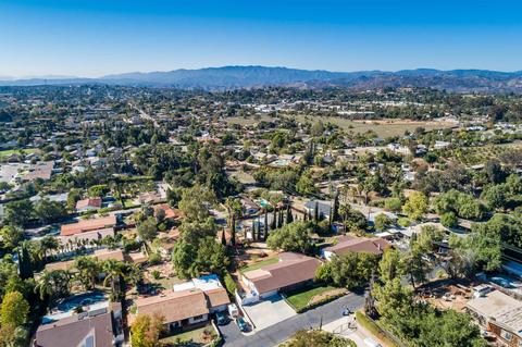 143 Amigos Way, Fallbrook, CA 92028 photo 26