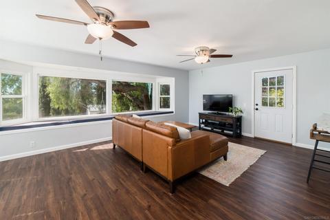 143 Amigos Way, Fallbrook, CA 92028 photo 12